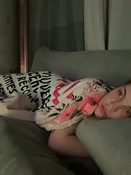 elliepixie online show from March 2026 05:42:01 AM