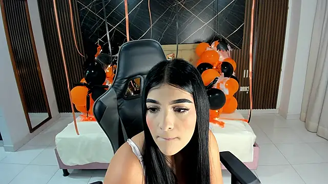 Milu 17 online show from November 2025 10:59:02 AM