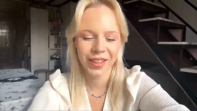 JinRenkes online show from October 2025 10:44:01 AM