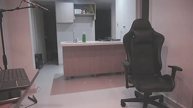 dan and daya online show from November 2025 10:58:01 AM