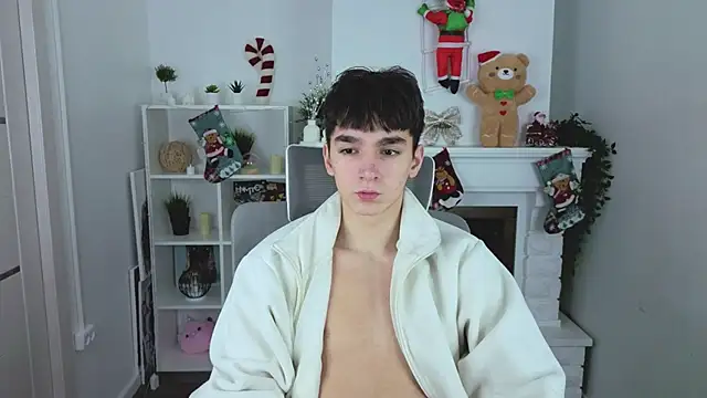 YamiTwink online show from December 2025 08:38:02 PM