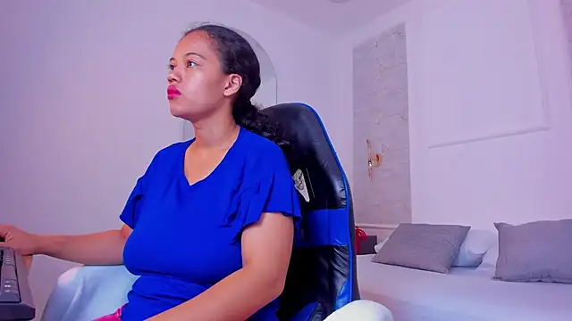 Snapshot of agata18_ chatting on July 2026 01:14:01 PM agata18 online show from July 2026 01:14:01 PM