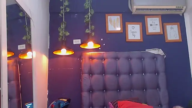 Snapshot of Lunatico_x chatting on October 2025 08:10:01 PM Lunatico x online show from October 2025 08:10:01 PM