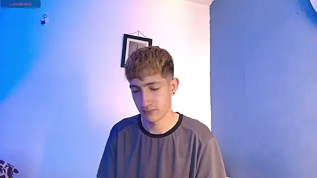 Snapshot of Erick_Taylor3 chatting on May 2026 08:13:02 PM Erick Taylor3 online show from May 2026 08:13:02 PM