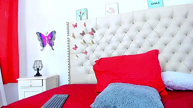 celena wonder online show from December 2025 06:56:01 PM