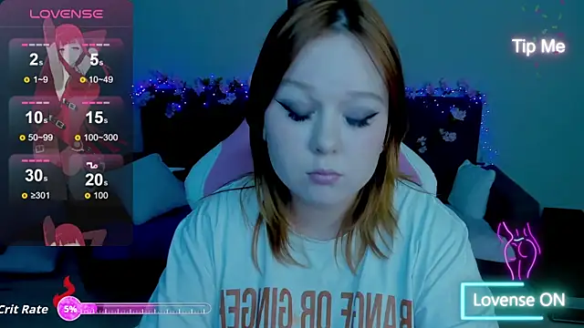 Lovly Vixen online show from November 2025 05:45:01 PM