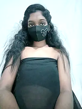 Snapshot of Tushi-10 chatting on November 2025 10:43:01 PM Tushi-10 online show from November 2025 10:43:01 PM