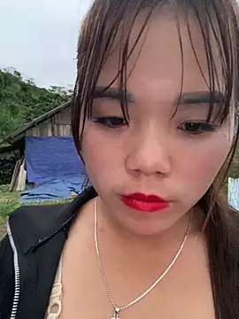 Snapshot of nachi-baby chatting on November 2025 11:04:02 PM nachi-baby online show from November 2025 11:04:02 PM