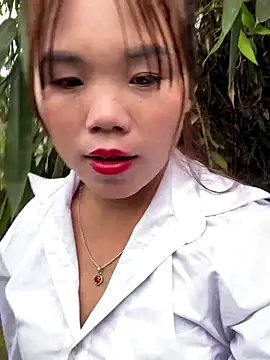 Snapshot of nachi-baby chatting on December 2025 08:23:01 AM nachi-baby online show from December 2025 08:23:01 AM