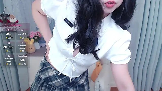 Snapshot of Xiaodie-baby chatting on June 2026 04:00:02 AM Xiaodie-baby online show from June 2026 04:00:02 AM