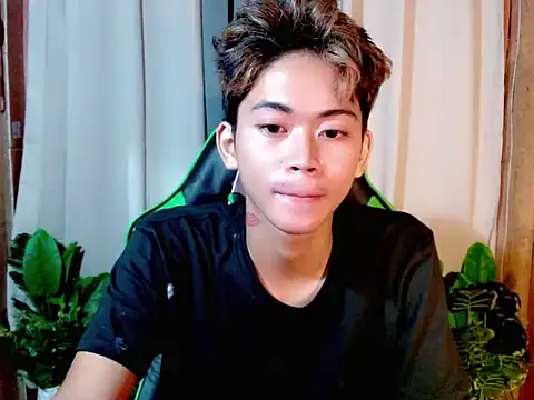 AsianCuteGuy21 online show from November 2025 02:39:01 PM