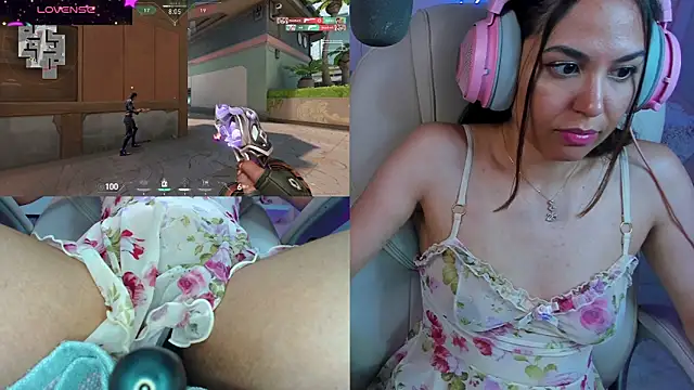 Snapshot of VenusIsLove_ chatting on February 2025 01:03:02 AM VenusIsLove online show from February 2025 01:03:02 AM