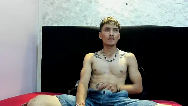 SavageLover  online show from November 2025 03:39:02 AM