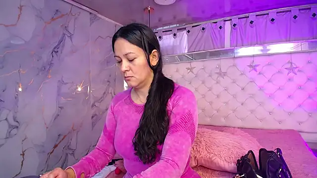 Melissa-roberts online show from February 2026 01:45:02 PM