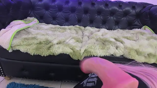 Damiian20  online show from April 2026 01:23:01 PM