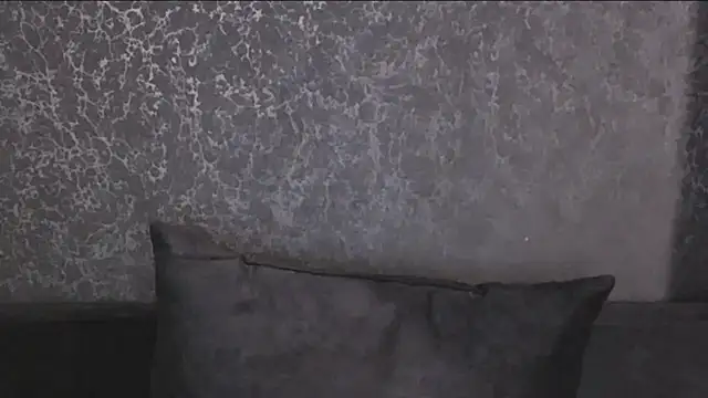 velvetveyraX online show from December 2025 04:57:02 PM