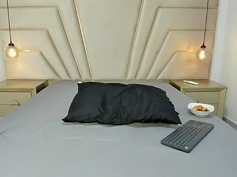 MaroxCute online show from October 2025 11:33:02 AM