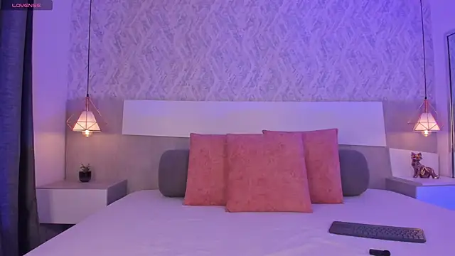 Vittoria  rossi online show from April 2026 03:08:01 PM