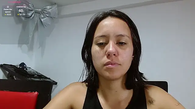 LunaaMorena online show from April 2026 02:18:02 PM