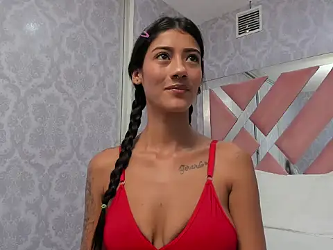 Snapshot of milkybaby_ chatting on November 2025 11:42:02 AM milkybaby online show from November 2025 11:42:02 AM