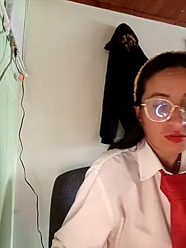 Snapshot of Valentina--1 chatting on October 2025 03:38:02 PM Valentina--1 online show from October 2025 03:38:02 PM