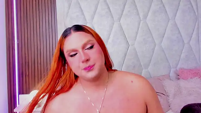 IrinaaVega online show from December 2025 03:17:01 PM