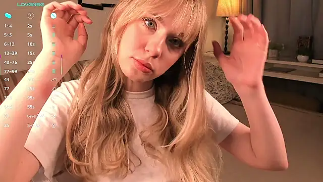 Snapshot of TessaStruble chatting on December 2025 09:27:02 AM TessaStruble online show from December 2025 09:27:02 AM