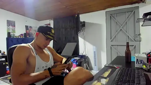 Malek Ivonny online show from February 2026 11:11:02 PM