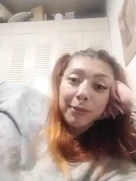 EmilyyRed online show from November 2025 04:26:02 AM