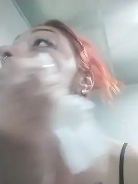 EmilyyRed online show from December 2025 06:05:01 PM