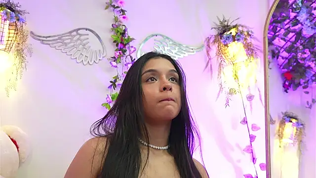 ISA NIXON online show from November 2025 11:07:02 PM