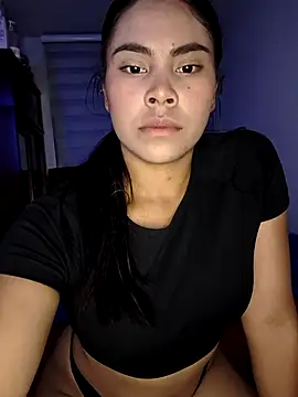 Snapshot of kathieeen chatting on October 2025 04:29:02 AM kathieeen online show from October 2025 04:29:02 AM