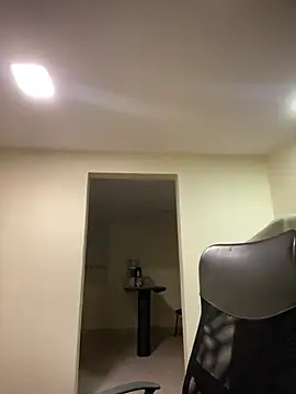 Kloe Novoa online show from April 2026 12:06:02 PM