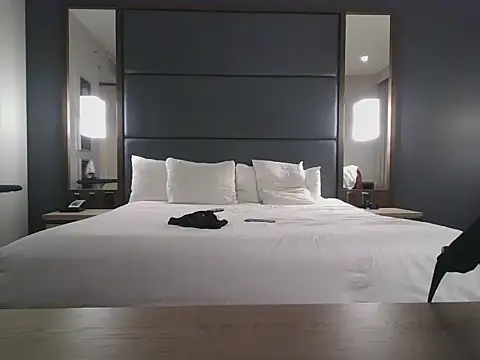 Snapshot of Indriversexo chatting on October 2025 01:18:01 AM Indriversexo online show from October 2025 01:18:01 AM