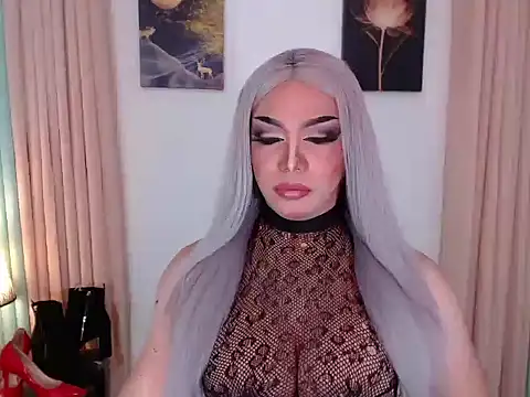  Danica Malibog  online show from November 2025 12:10:01 AM