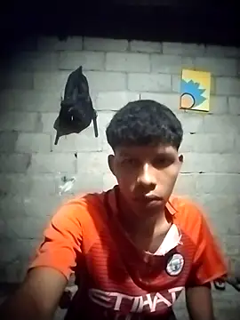 Snapshot of Brayanjuarez_10 chatting on October 2025 02:25:02 AM Brayanjuarez 10 online show from October 2025 02:25:02 AM