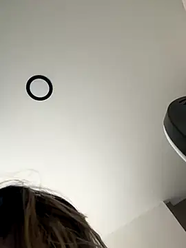 Snapshot of Alanna-foxx chatting on October 2025 09:48:02 PM Alanna-foxx online show from October 2025 09:48:02 PM