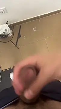 findomhot online show from November 2025 09:03:02 PM