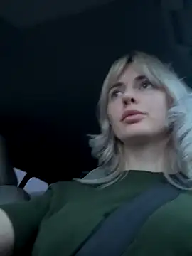 blondegirlx online show from October 2025 03:18:02 PM