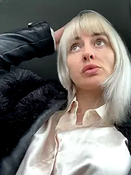 blondegirlx online show from November 2025 12:08:02 PM