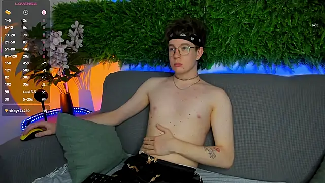 Teddy Parker online show from December 2025 04:34:02 PM