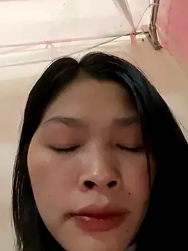 simmi-2 online show from October 2025 05:04:02 AM