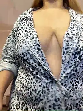 kittykelly online show from October 2025 10:06:01 AM