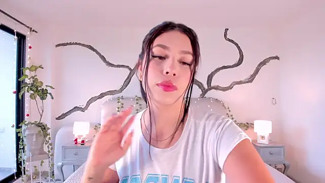 AsiaMillerr  online show from November 2025 12:08:02 PM