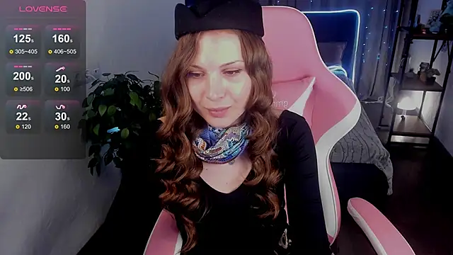 Snapshot of Alma_Diaz chatting on October 2025 09:22:01 AM Alma Diaz online show from October 2025 09:22:01 AM