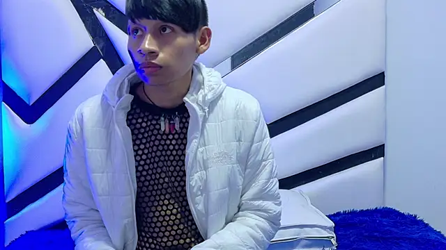 ALEXANDRO BOVER online show from November 2025 07:16:02 PM