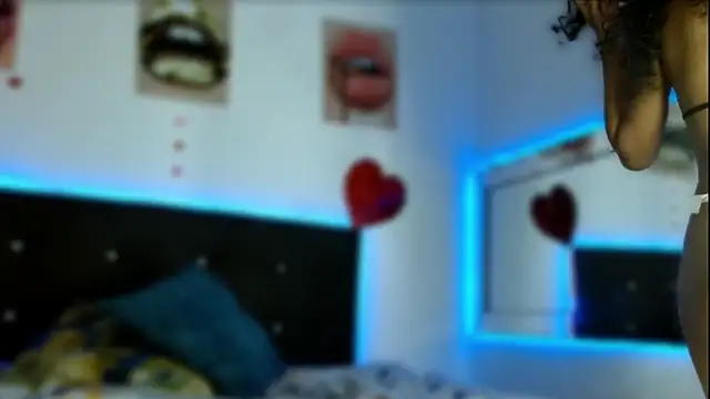 Snapshot of antonella_pink2 chatting on November 2025 03:55:01 PM antonella pink2 online show from November 2025 03:55:01 PM