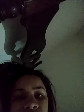 lovecarolyne online show from October 2025 02:39:02 AM