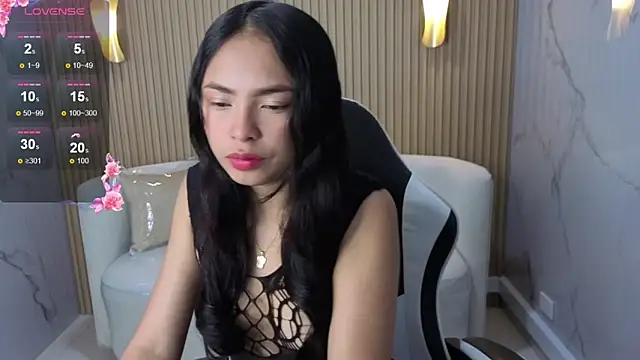 Katte Kloss Tx online show from October 2025 12:34:02 PM