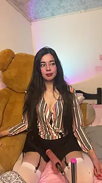 wetbyAlice online show from November 2025 12:49:01 AM